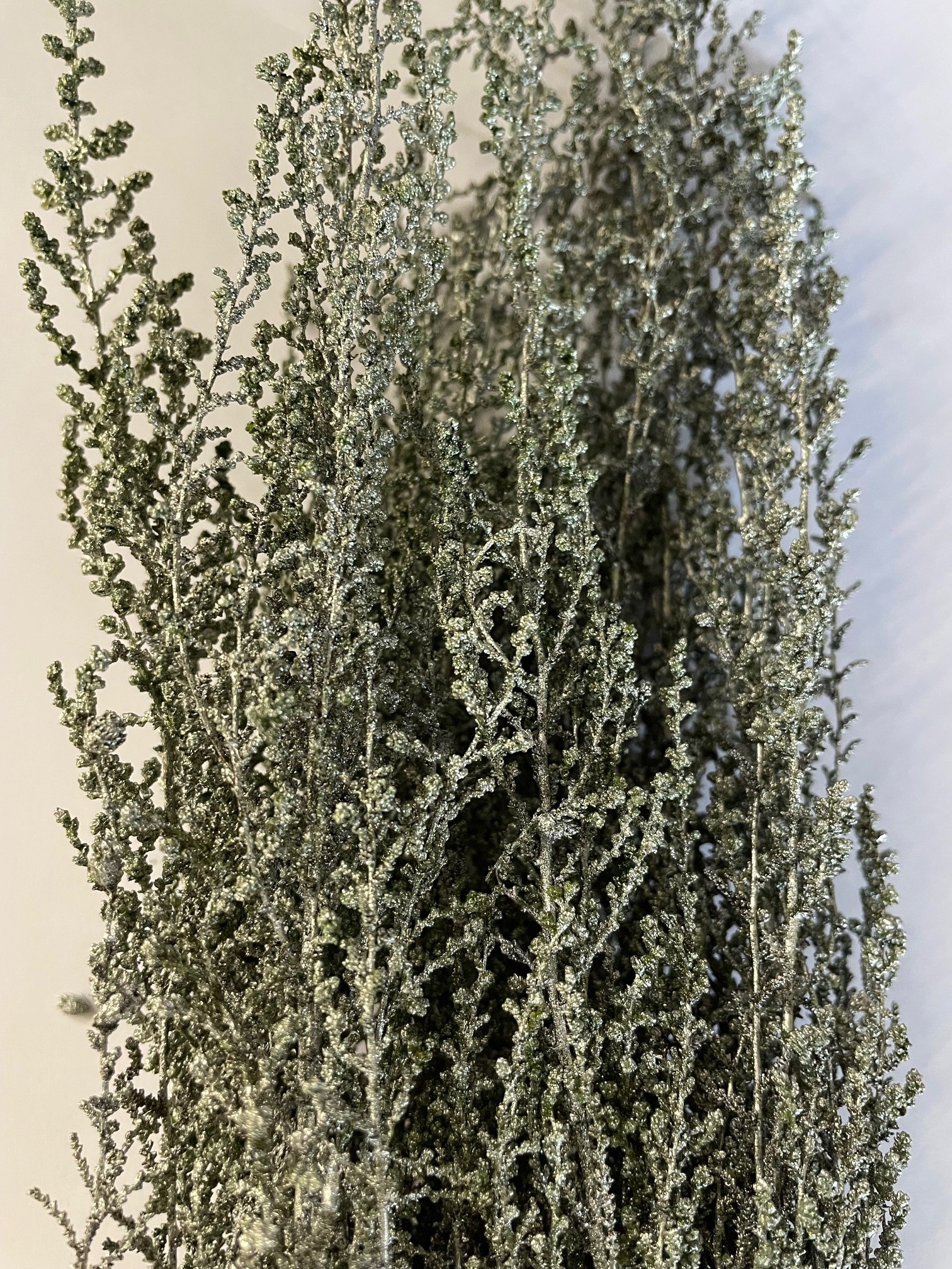 Stoebe Dark Green Silver Washed 45-50cm 75g